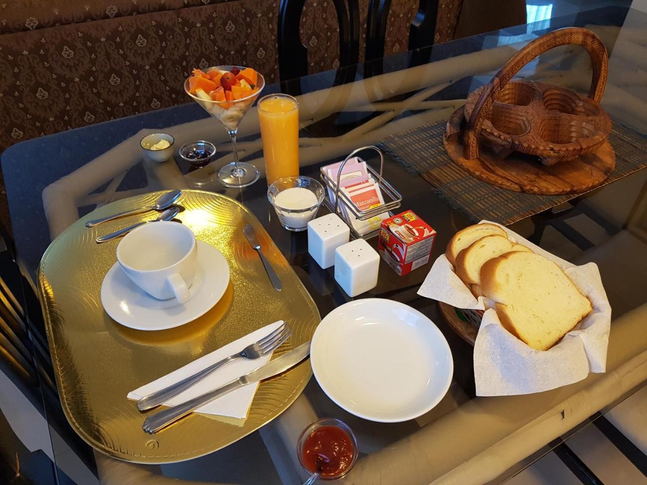 קיטו Bed And Breakfast La Uvilla מראה חיצוני תמונה